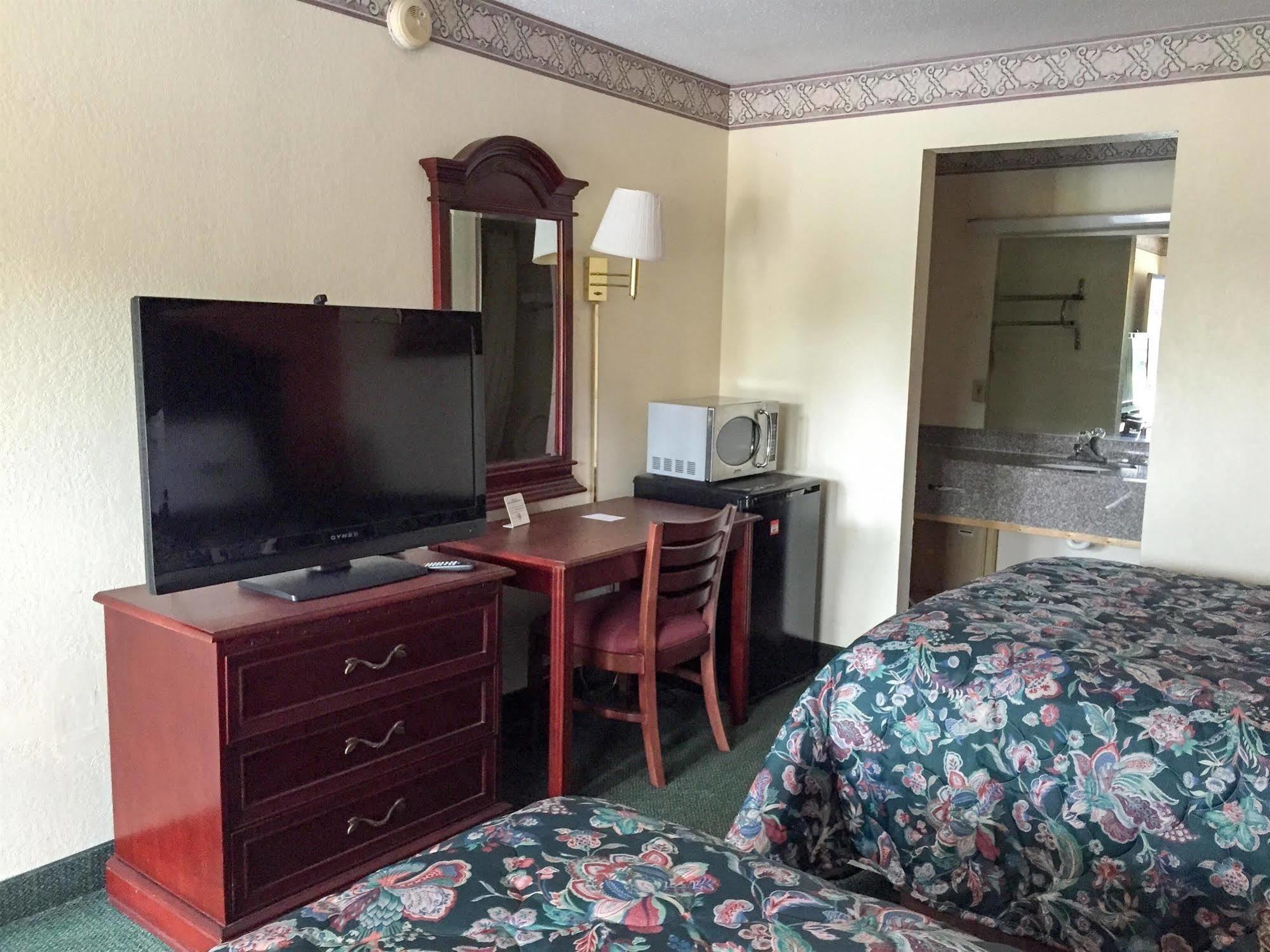 Motel 6 Calera Extérieur photo