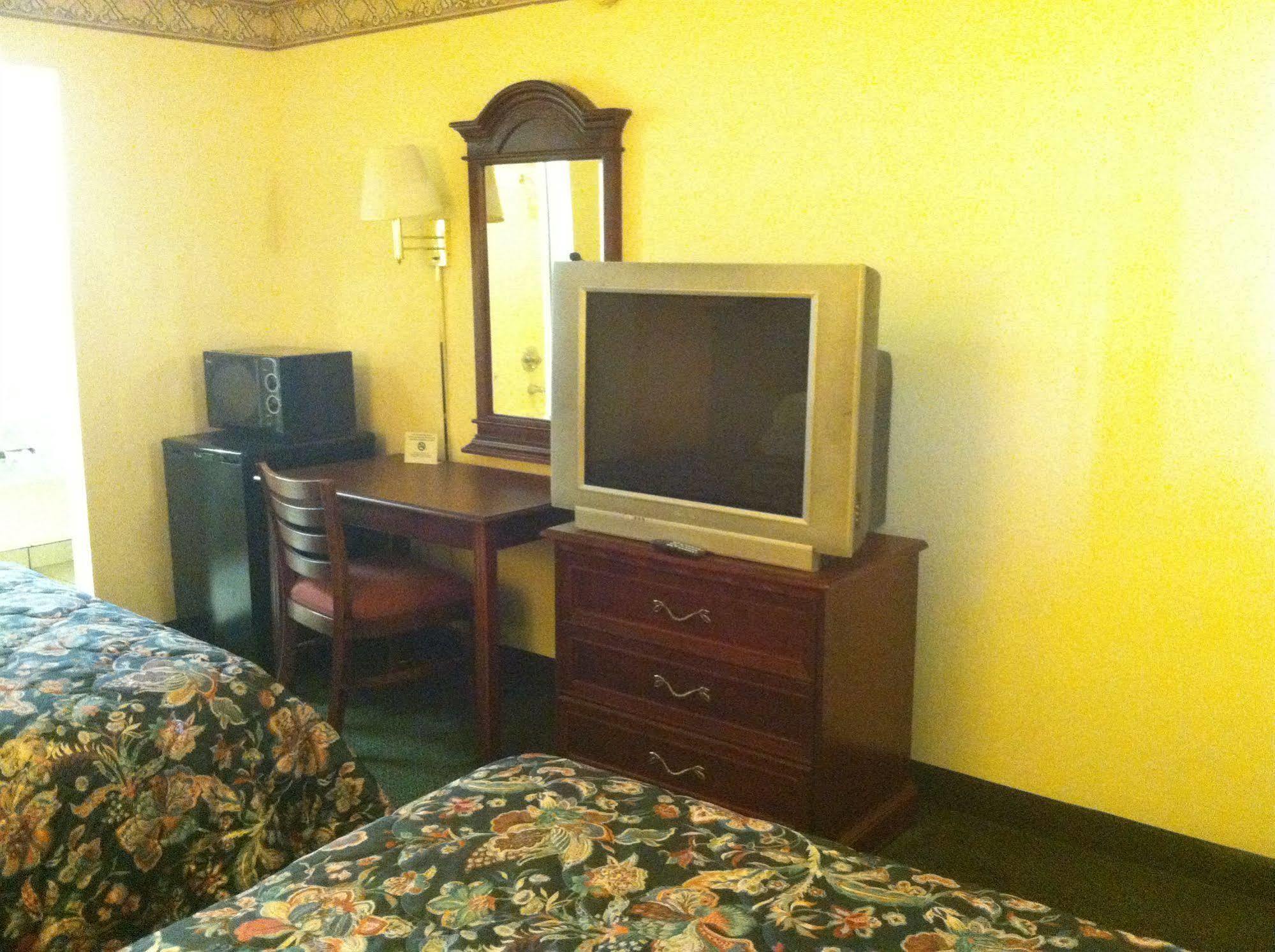 Motel 6 Calera Extérieur photo